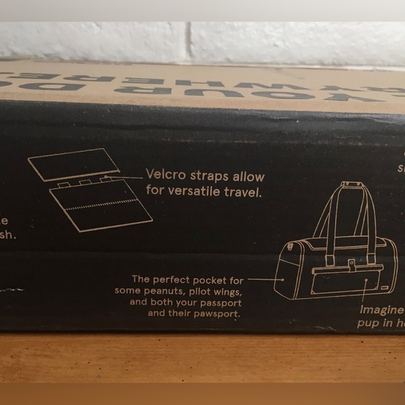 Airline Approved Pet Carrier NWB - Picture 7 of 10